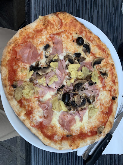 Pizza de Da Francesco à Grenoble