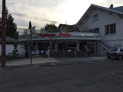 Pizza de Pizzeria Trattoria Bella à Corenc